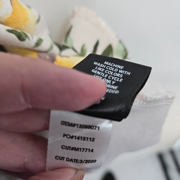 Torrid White Ivory Floral Challis Dress Adjustable Straps Pockets Dress 00/Med - Picture 7 of 9